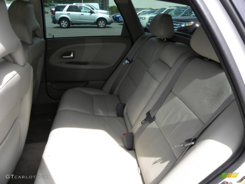 2001 V40  - White / Taupe/Light Taupe photo #7