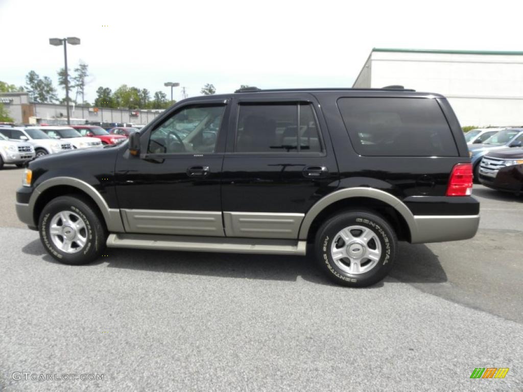 Black Clearcoat 2003 Ford Expedition Eddie Bauer Exterior Photo #48152189