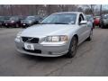 Silver Metallic - S60 2.5T Photo No. 3
