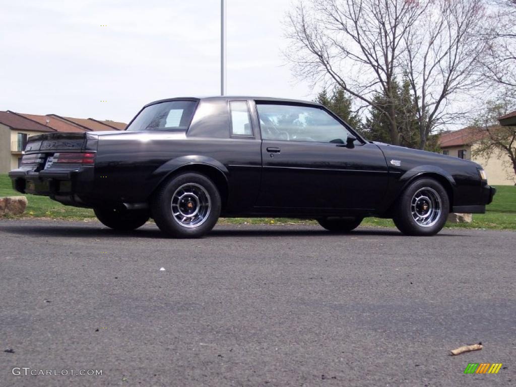 Black 1987 Buick Regal Grand National Exterior Photo #48154766