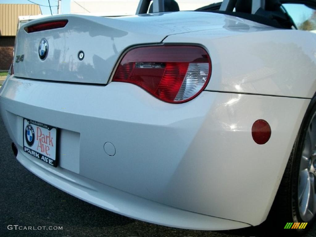 2006 Z4 3.0i Roadster - Alpine White / Black photo #22
