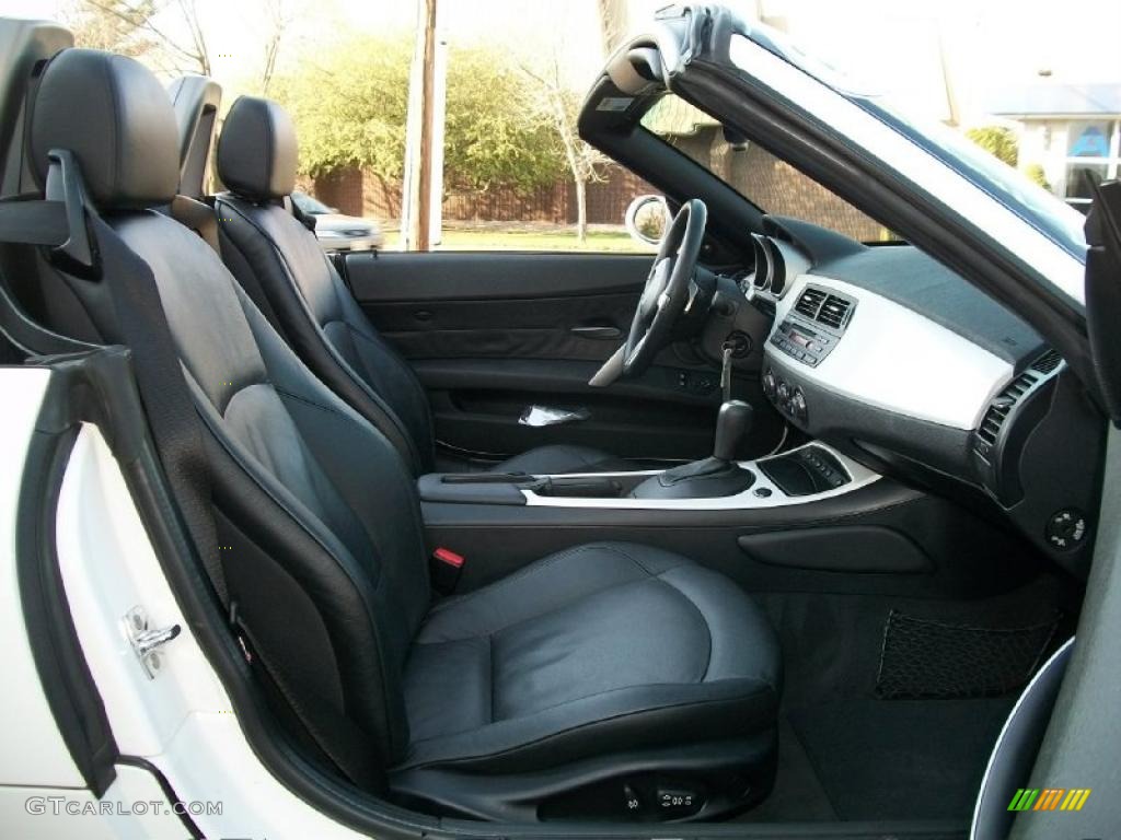 2006 Z4 3.0i Roadster - Alpine White / Black photo #26