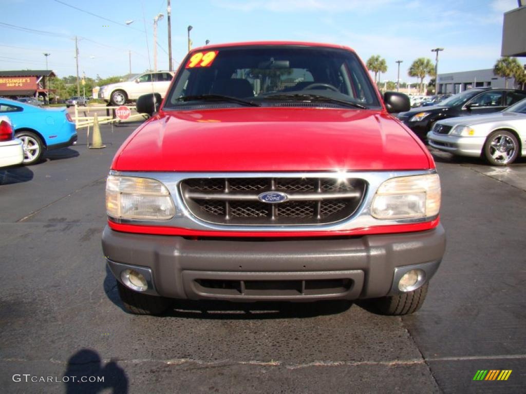 1999 Explorer XLT 4x4 - Bright Red Clearcoat / Medium Graphite Grey photo #3