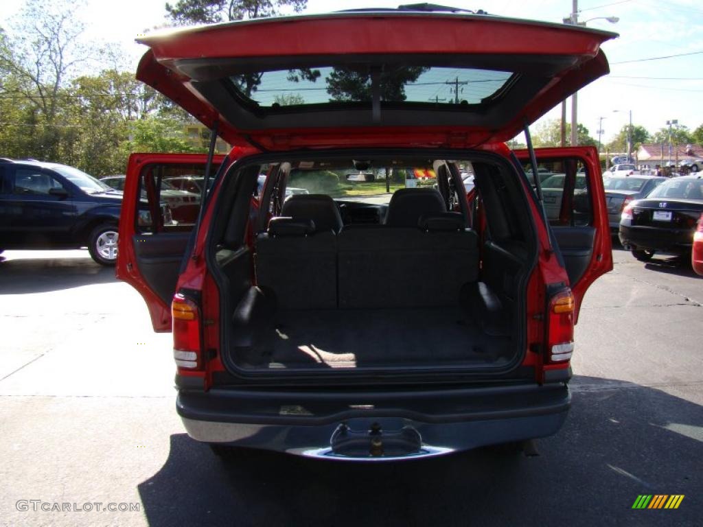 1999 Explorer XLT 4x4 - Bright Red Clearcoat / Medium Graphite Grey photo #14