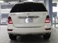 Arctic White - ML 350 4Matic Photo No. 5