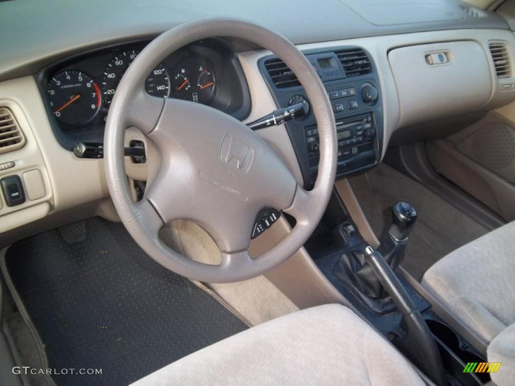 Ivory Interior 2001 Honda Accord LX Sedan Photo #48161003