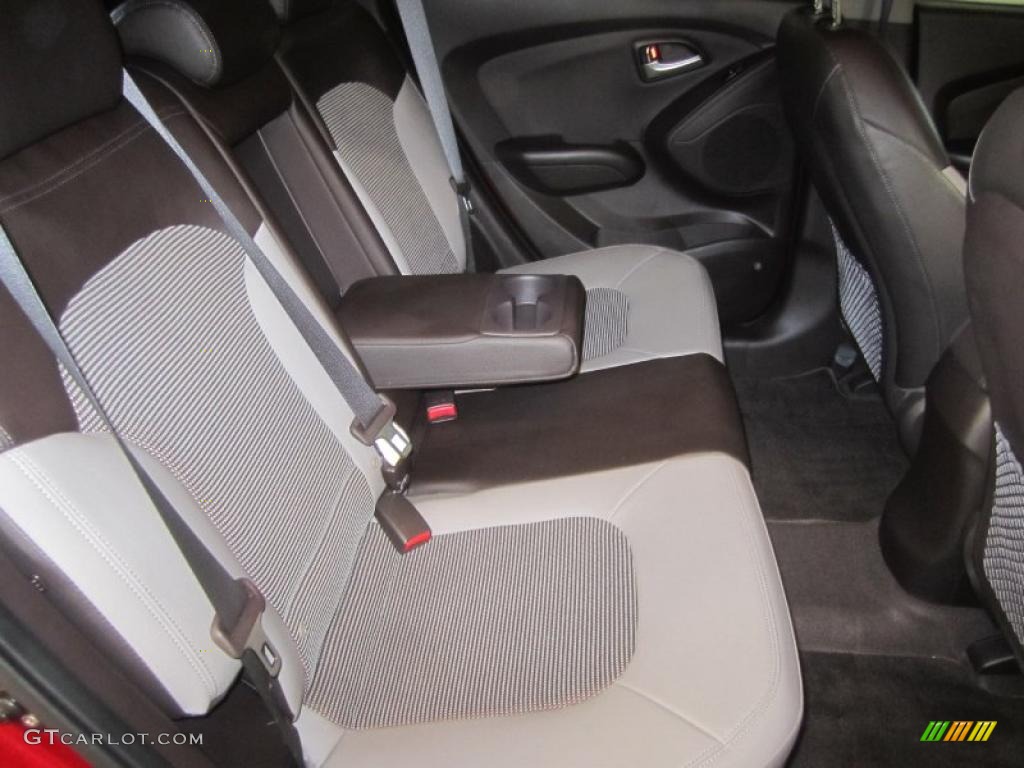 Taupe Interior 2010 Hyundai Tucson GLS AWD Photo #48162107