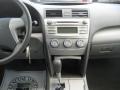 Super White - Camry LE Photo No. 10