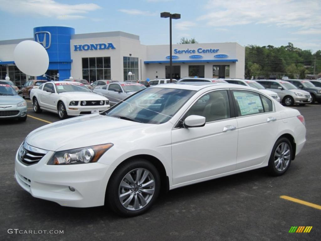 2011 Accord EX-L V6 Sedan - Taffeta White / Ivory photo #1