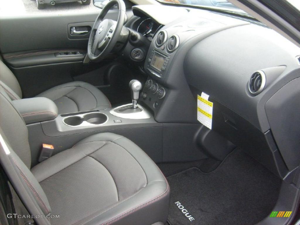 2011 Rogue SL AWD - Wicked Black / Black photo #18