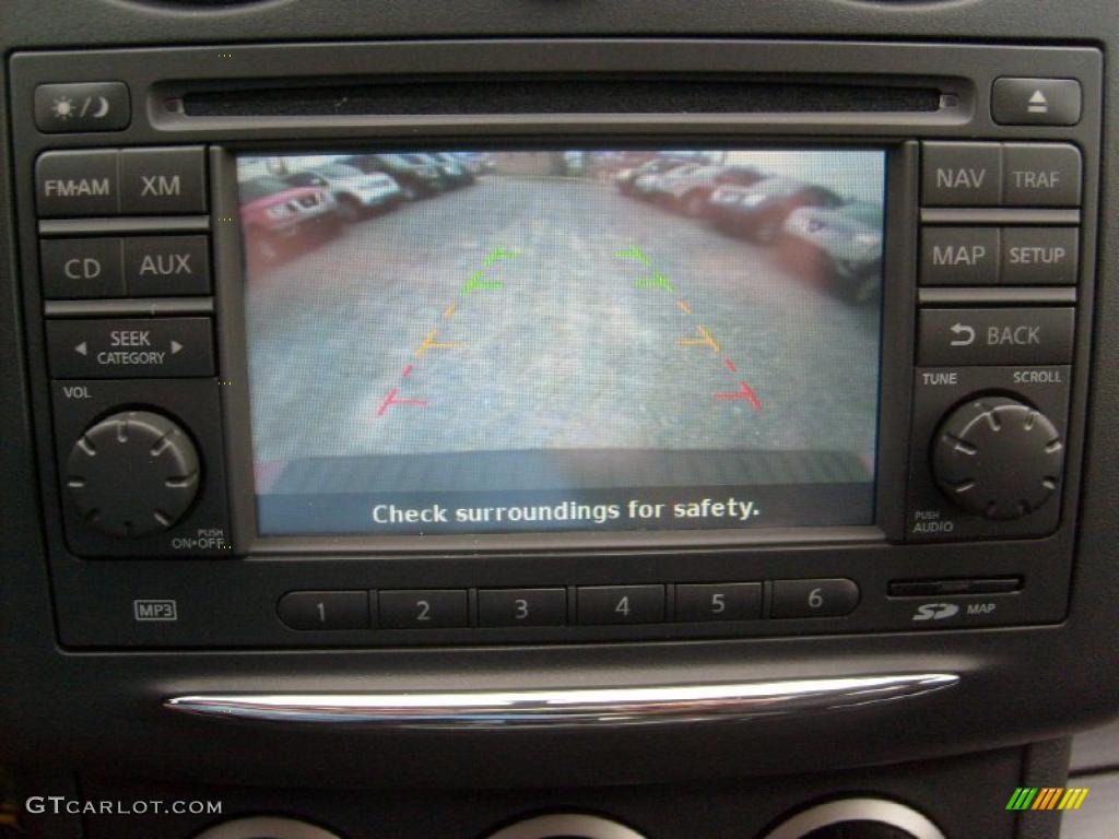 2011 Rogue SV AWD - Cayenne Red / Black photo #6