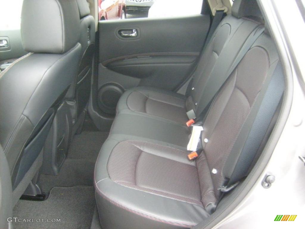 2011 Rogue SL AWD - Platinum Graphite / Black photo #7