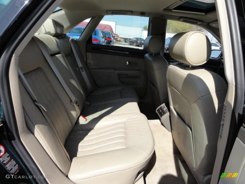 Ecru Interior 2001 Audi S8 4.2 quattro Photo #48169736