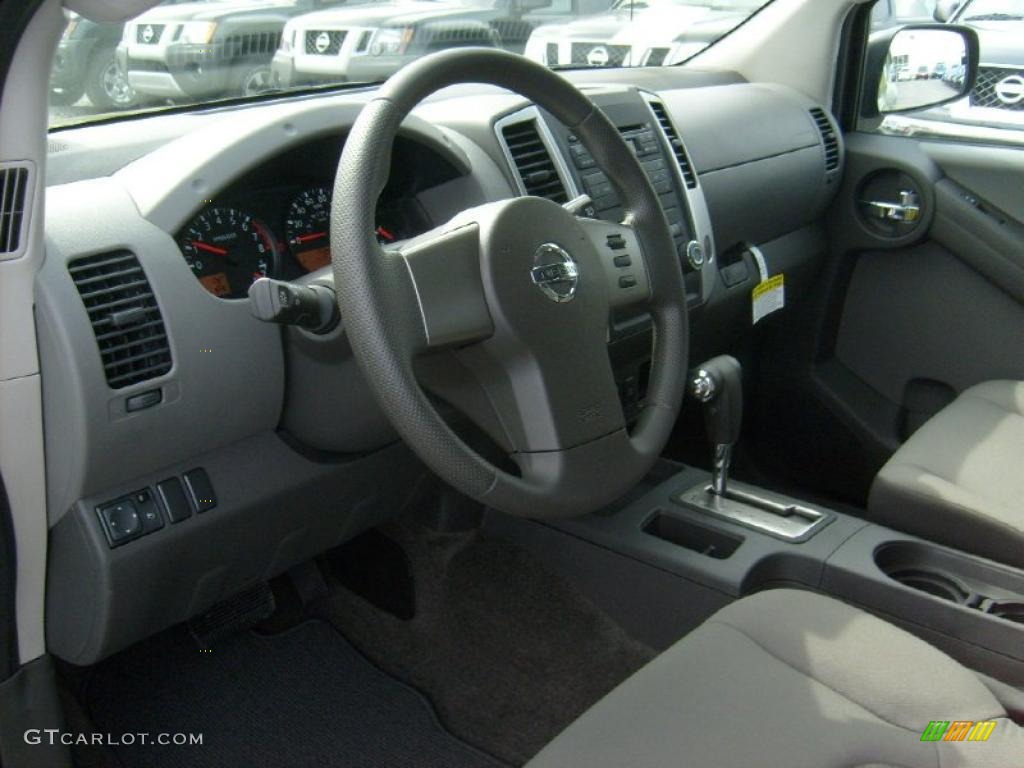 2011 Xterra S 4x4 - Metallic Green / Gray photo #13