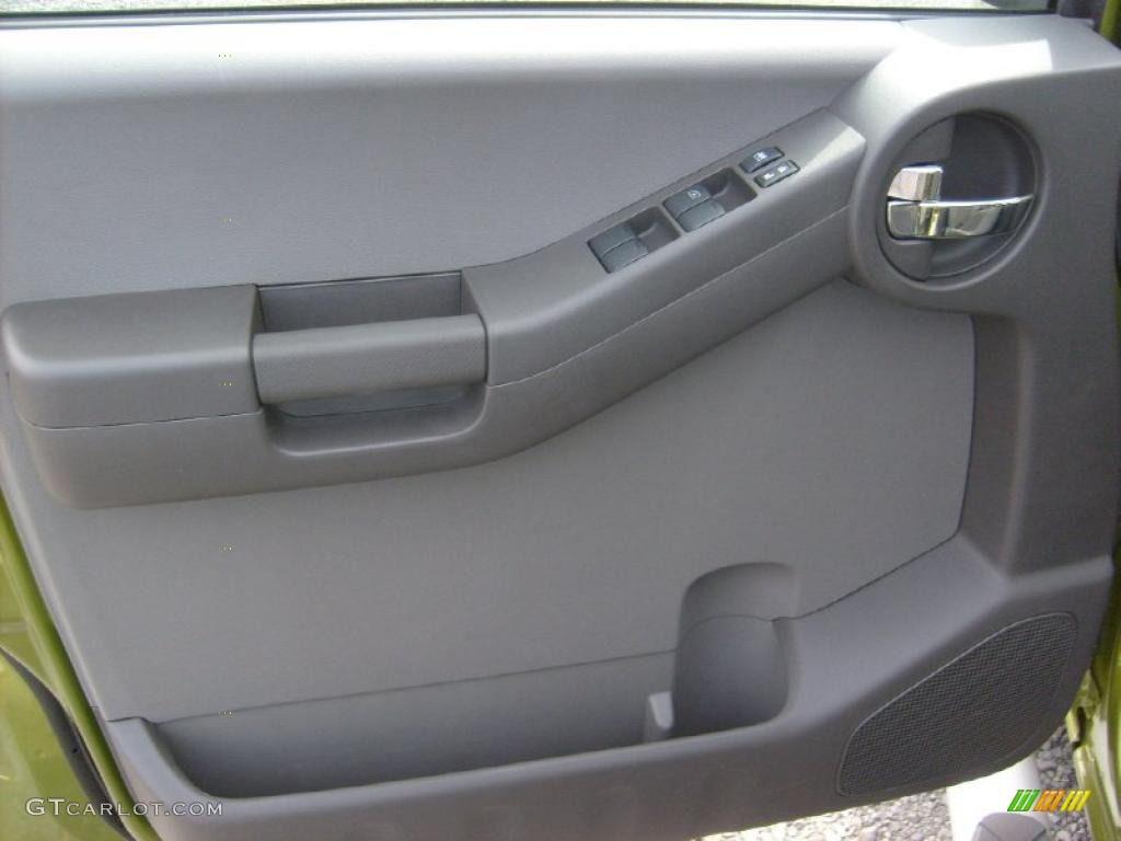 2011 Xterra S 4x4 - Metallic Green / Gray photo #14
