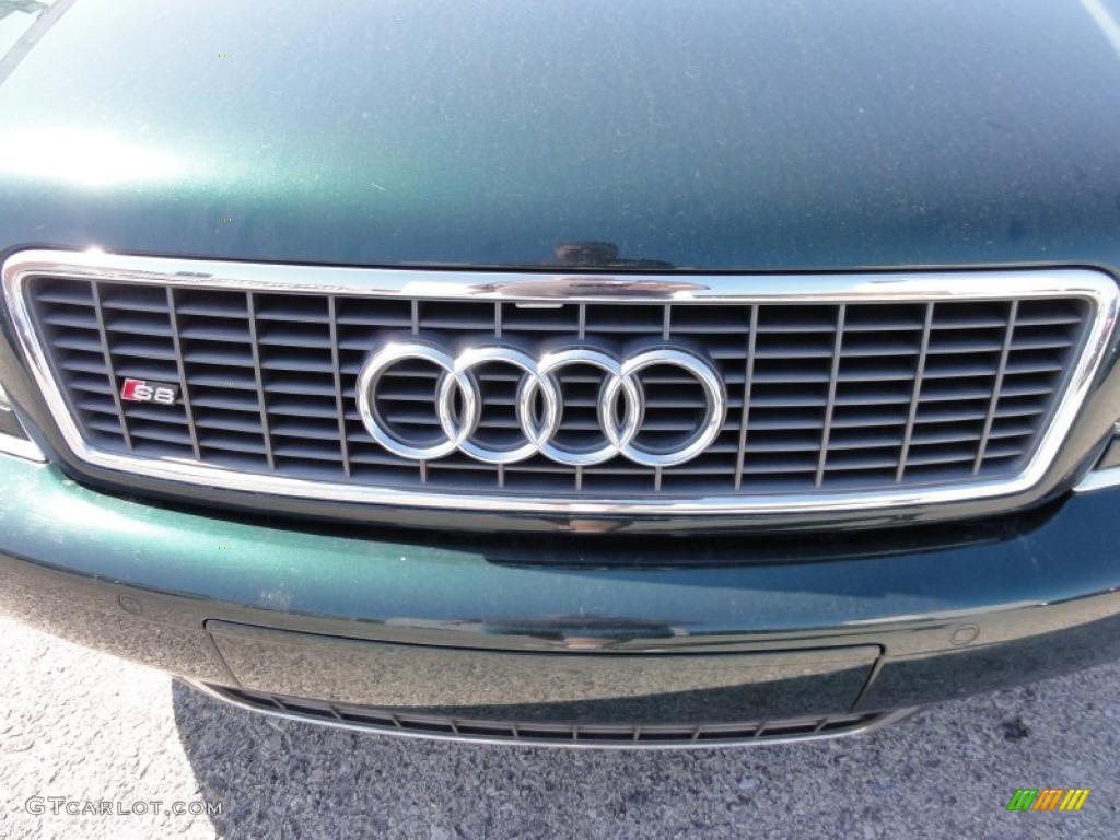 2001 Audi S8 4.2 quattro Marks and Logos Photos
