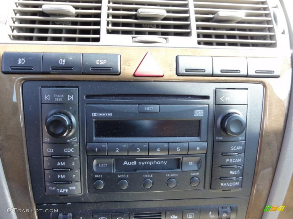 2001 Audi S8 4.2 quattro Controls Photo #48169991