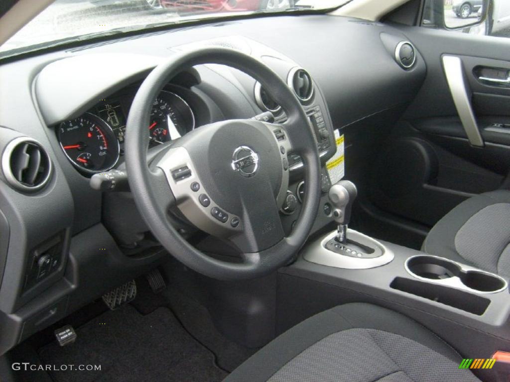 2011 Rogue SV AWD - Platinum Graphite / Black photo #14