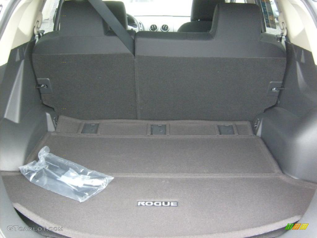 2011 Rogue SV AWD - Platinum Graphite / Black photo #17