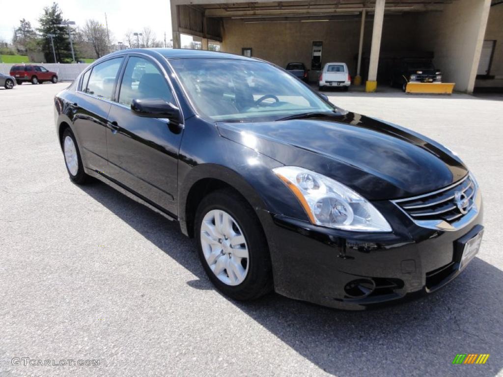 2010 Altima 2.5 - Super Black / Frost photo #4