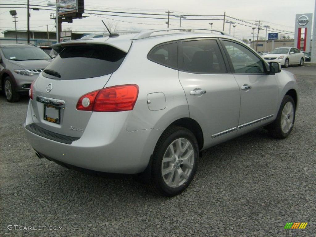 2011 Rogue SL AWD - Silver Ice Metallic / Black photo #9