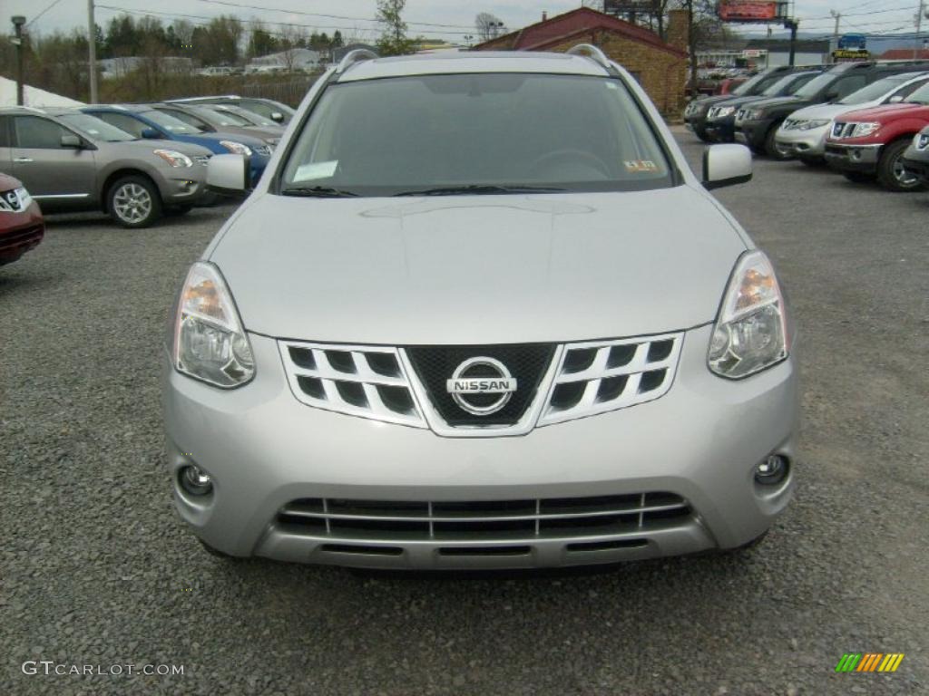 2011 Rogue SL AWD - Silver Ice Metallic / Black photo #11