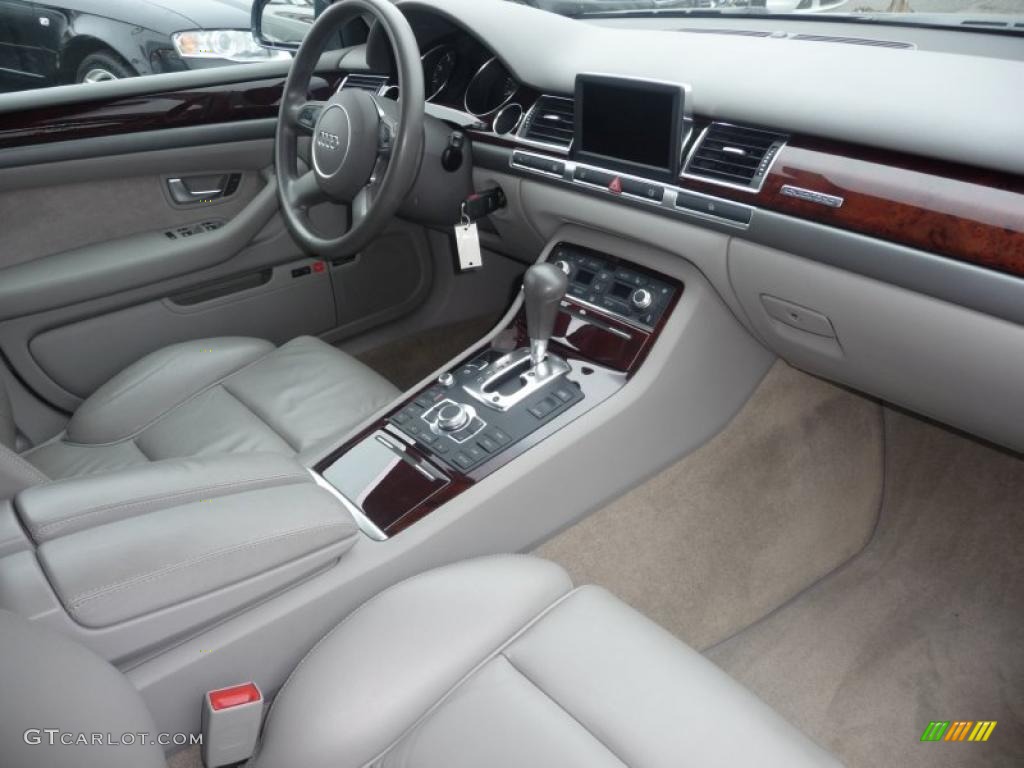 Platinum Interior 2005 Audi A8 L 4.2 quattro Photo #48171398