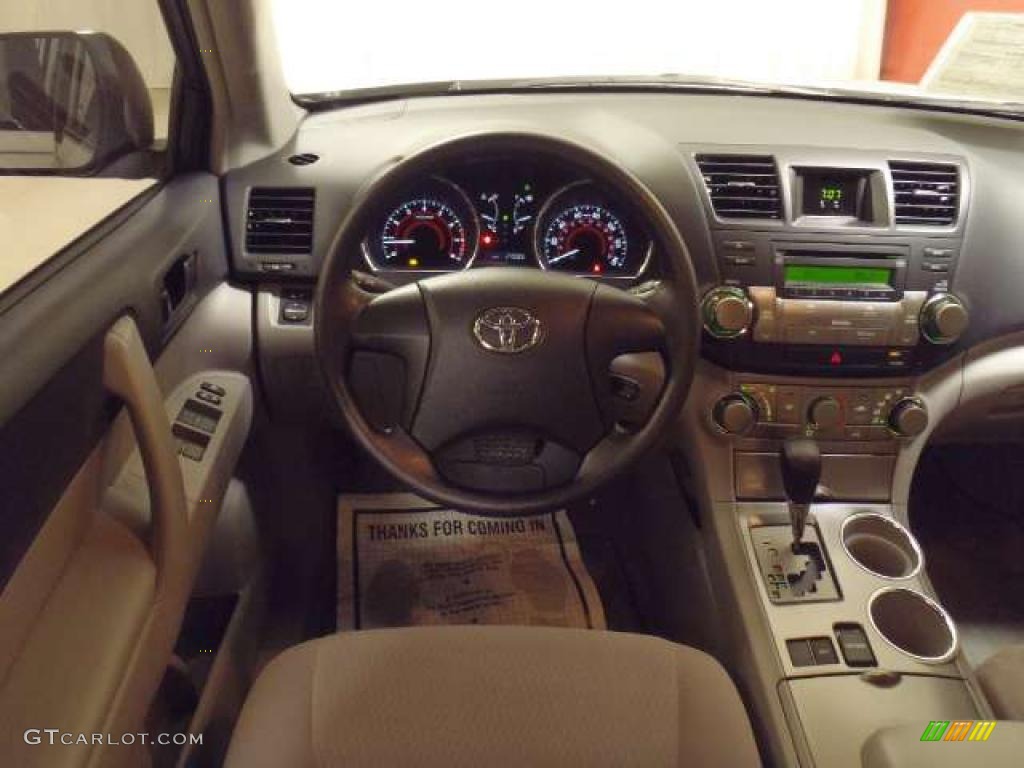 2008 Highlander  - Classic Silver Metallic / Ash Gray photo #14