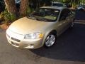 Light Beige Metallic - Stratus SE Sedan Photo No. 4