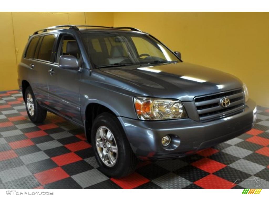 Bluestone Metallic Toyota Highlander