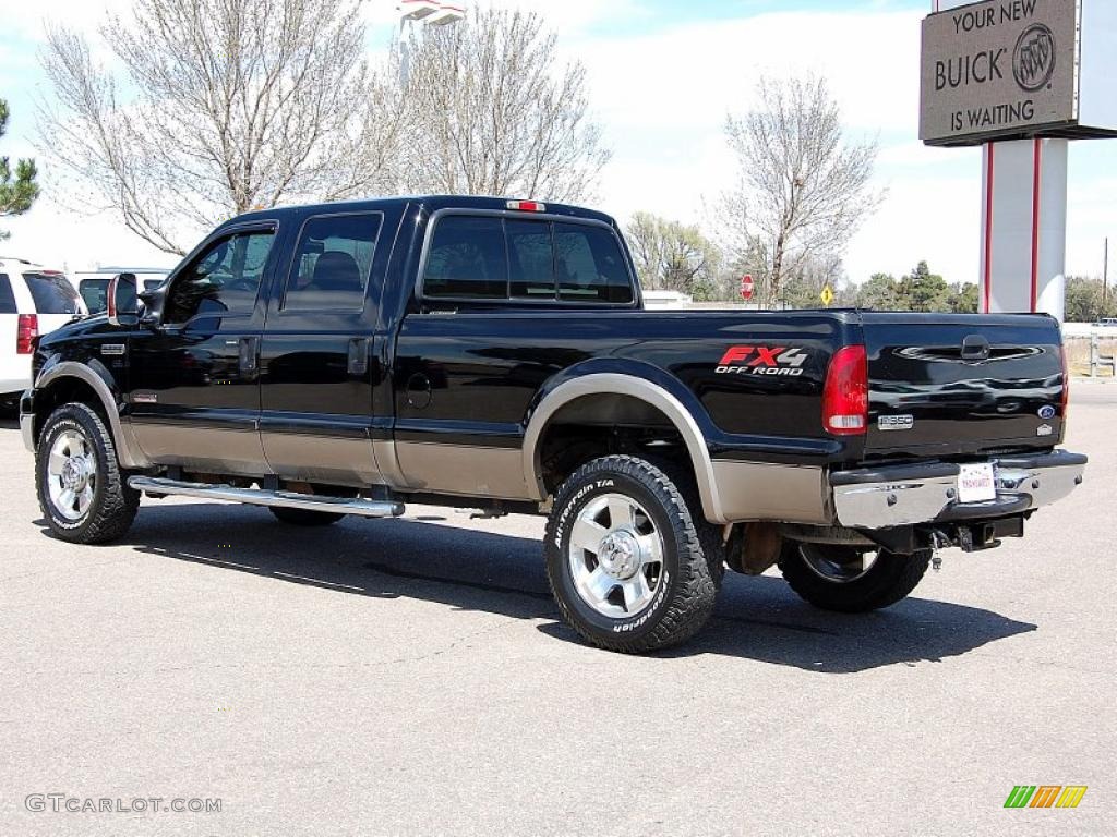 2006 F350 Super Duty Lariat FX4 Crew Cab 4x4 - Black / Tan photo #3