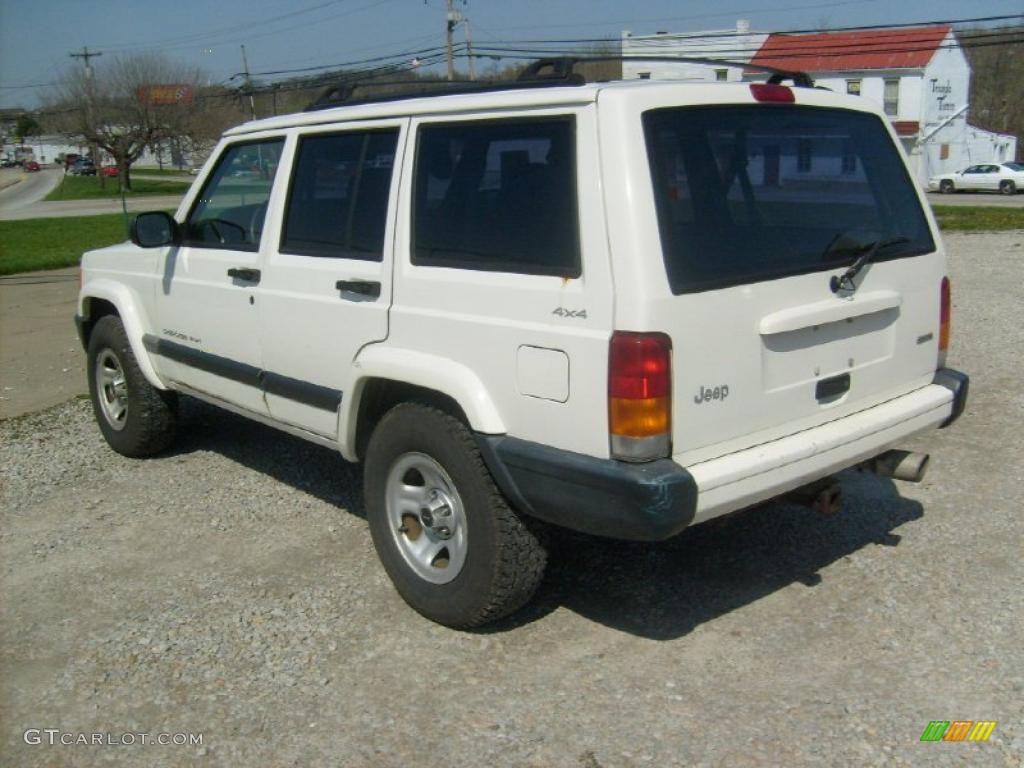 2000 Cherokee Sport 4x4 - Stone White / Agate Black photo #3