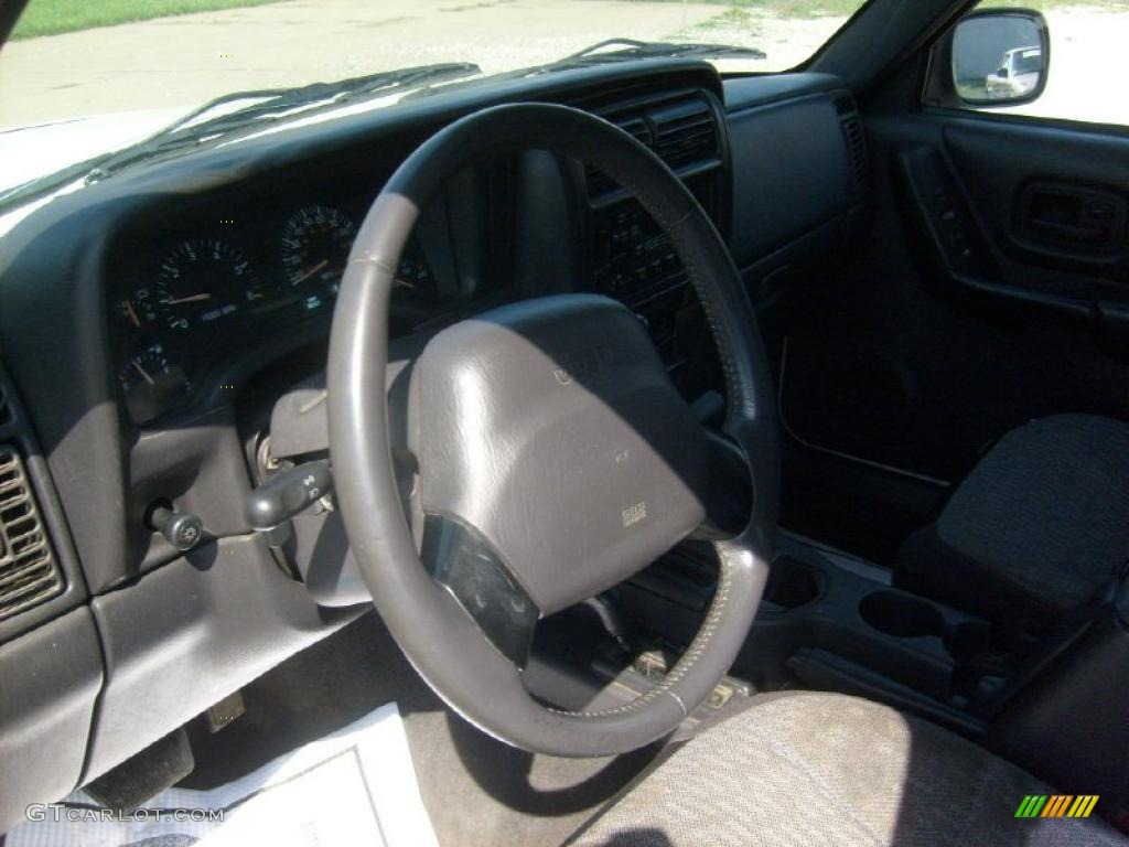 2000 Cherokee Sport 4x4 - Stone White / Agate Black photo #11
