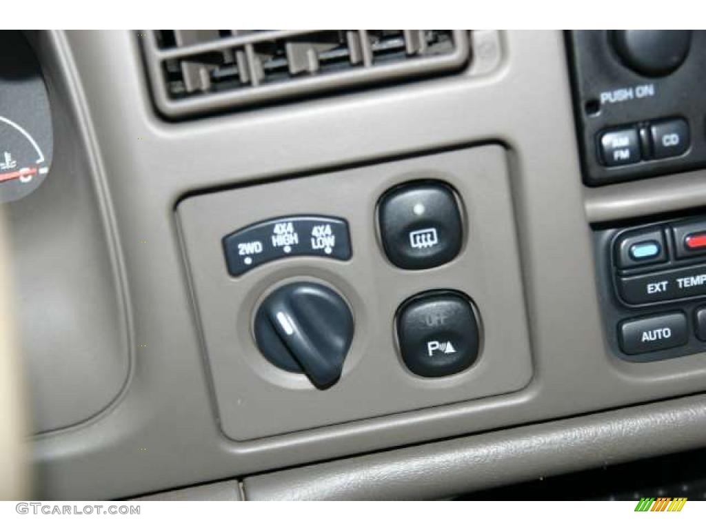 2003 Ford Excursion Limited 4x4 Controls Photo #48178085