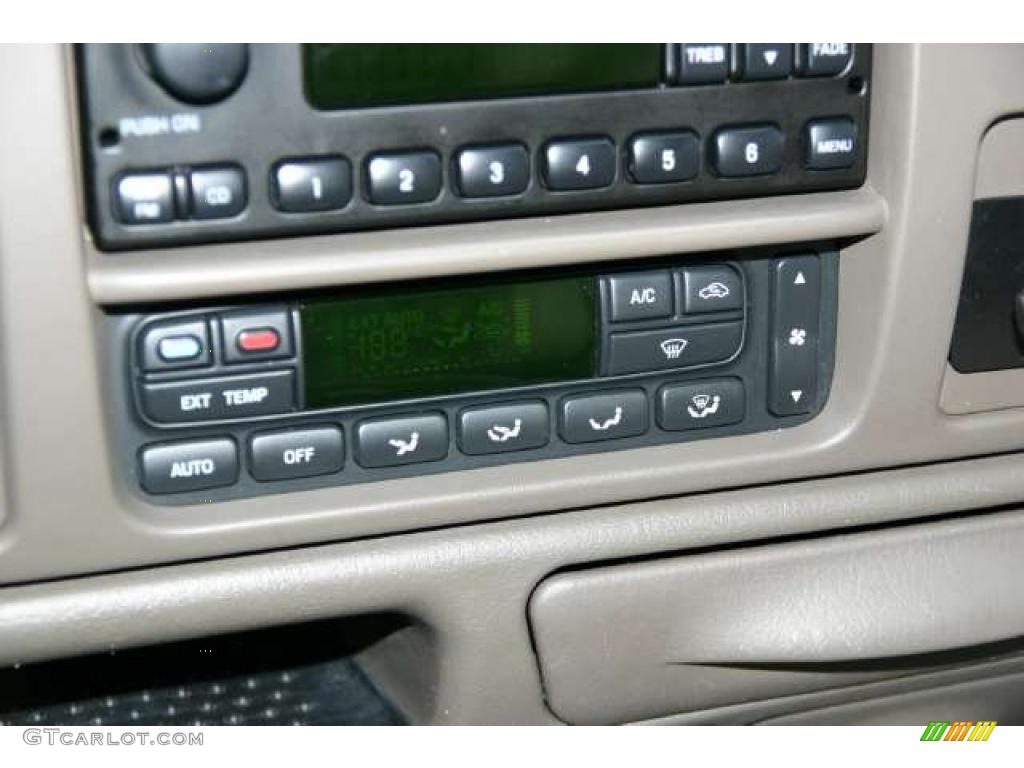 2003 Ford Excursion Limited 4x4 Controls Photo #48178119