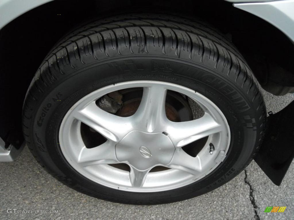 2004 Oldsmobile Alero GL1 Sedan Wheel Photo #48179771