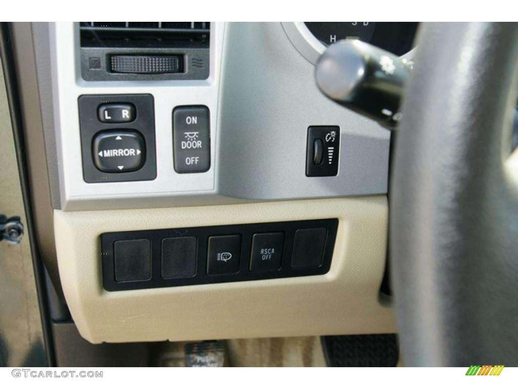 2008 Sequoia SR5 4WD - Timberland Green Mica / Sand Beige photo #32