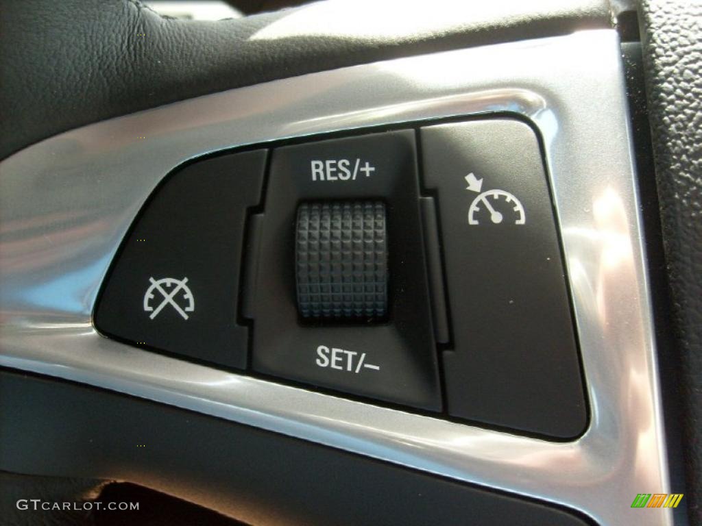 2011 Buick Regal CXL Controls Photo #48182792