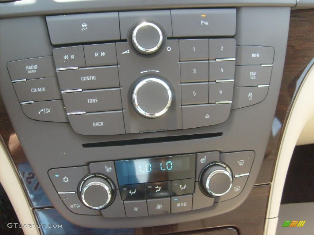 2011 Buick Regal CXL Controls Photo #48183134