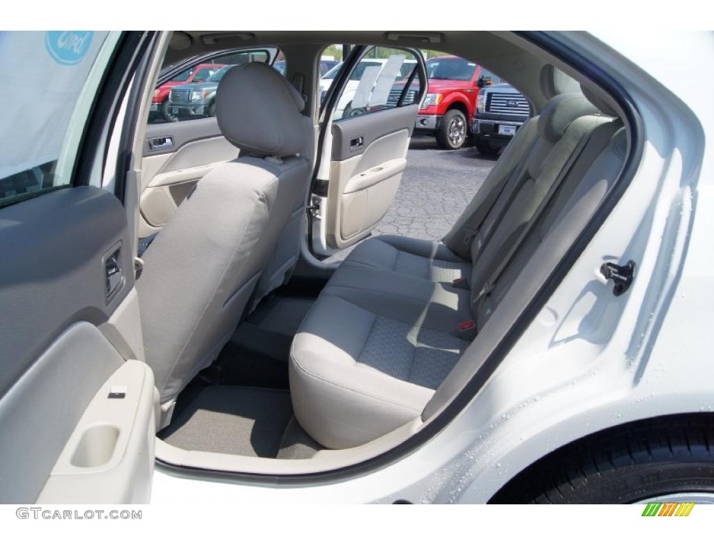 2011 Fusion SE - White Suede / Medium Light Stone photo #10