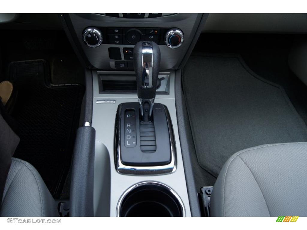 2011 Fusion SE - White Suede / Medium Light Stone photo #30