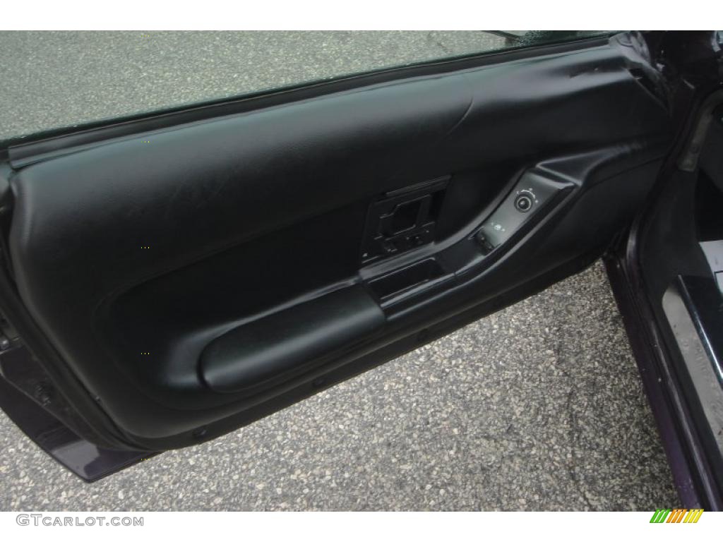 1994 Chevrolet Corvette Coupe Black Door Panel Photo #48188704