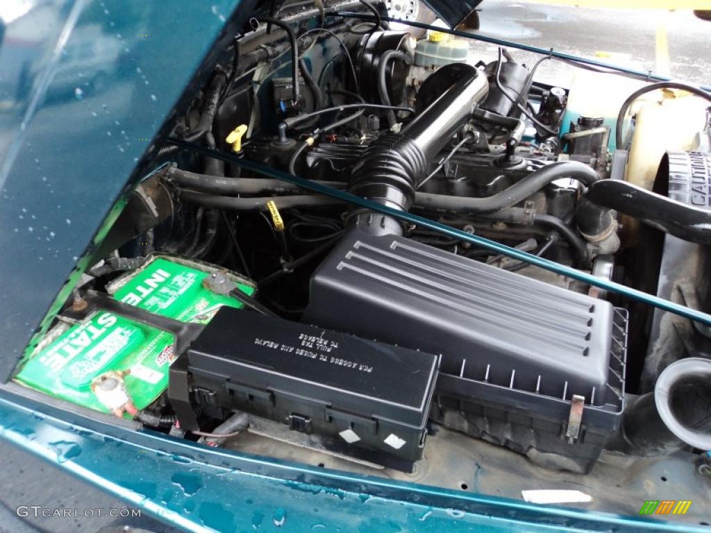 1997 Jeep Wrangler Sport 4x4 4.0 Liter OHV 12-Valve Inline 6 Cylinder Engine Photo #48189013