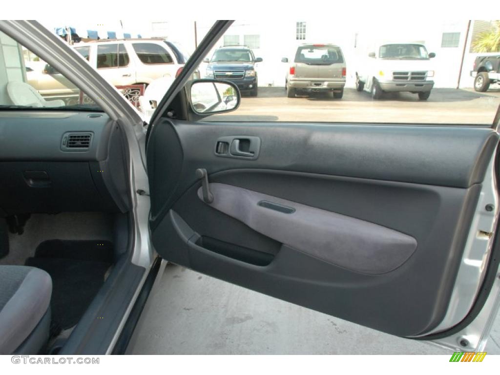 1999 Civic DX Coupe - Vogue Silver Metallic / Dark Gray photo #22
