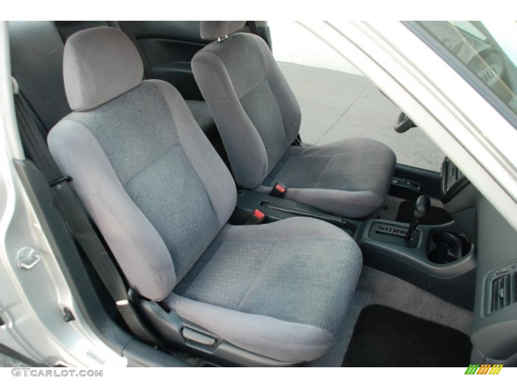 1999 Civic DX Coupe - Vogue Silver Metallic / Dark Gray photo #24