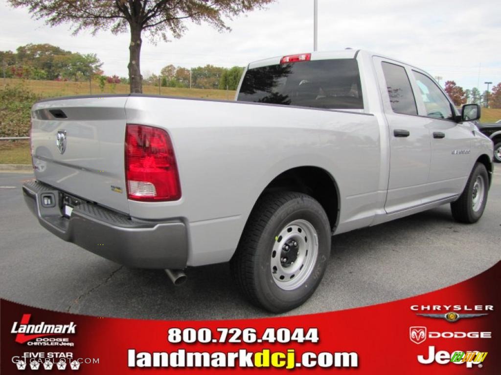 2011 Ram 1500 SLT Quad Cab - Bright Silver Metallic / Dark Slate Gray/Medium Graystone photo #3