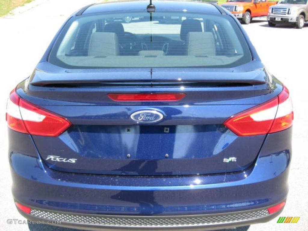 2012 Focus SE SFE Sedan - Kona Blue Metallic / Charcoal Black photo #7