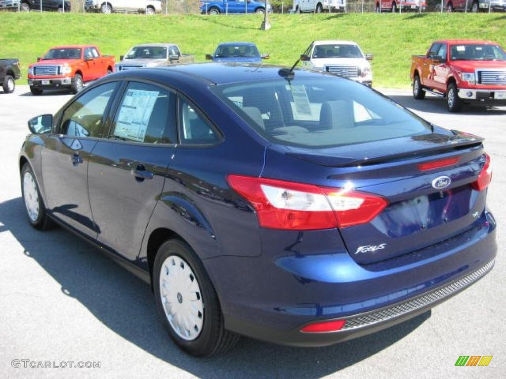 2012 Focus SE SFE Sedan - Kona Blue Metallic / Charcoal Black photo #8