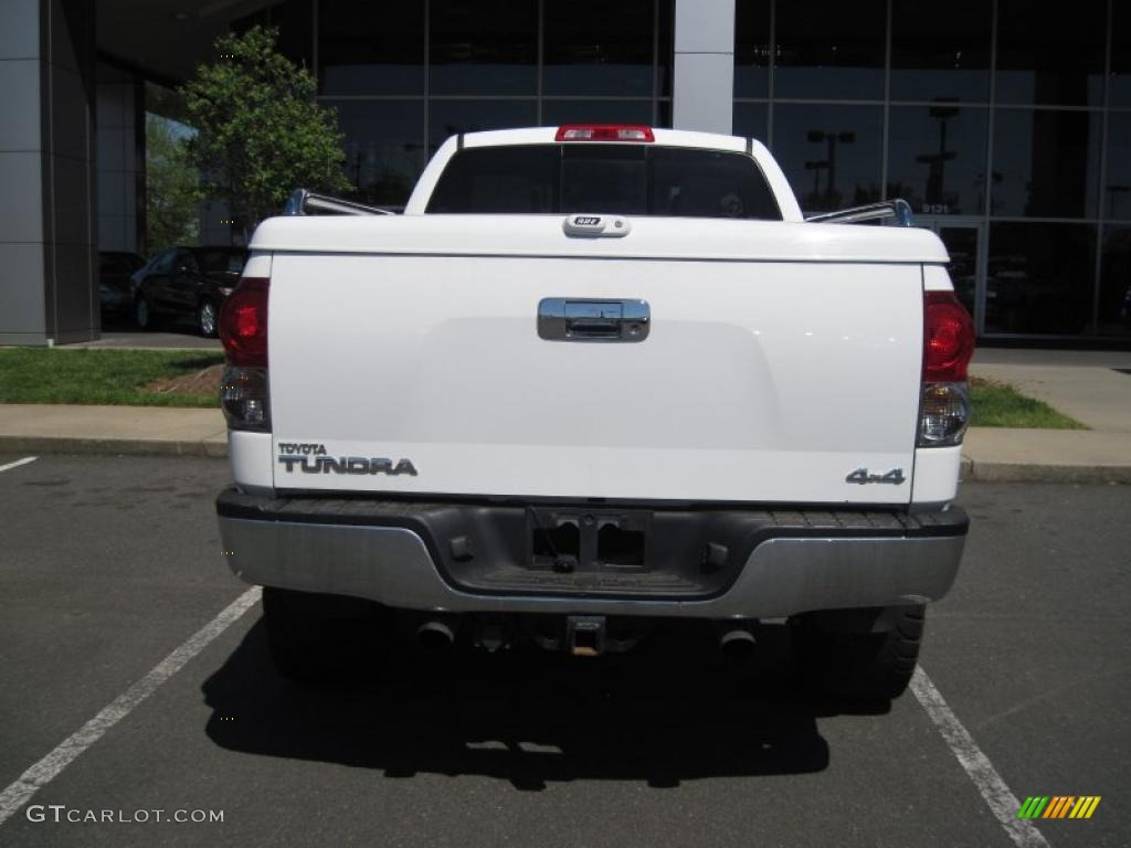 2008 Tundra SR5 Double Cab 4x4 - Super White / Graphite Gray photo #3