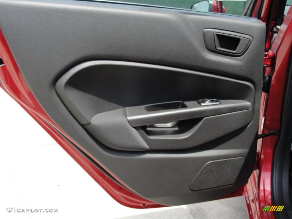 2011 Ford Fiesta SE Sedan Charcoal Black/Blue Cloth Door Panel Photo #48195223